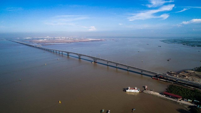 Đề xuất tích hợp cầu vượt biển dài nhất của Việt Nam vào tuyến đường sắt hơn 203.000 tỷ đồng