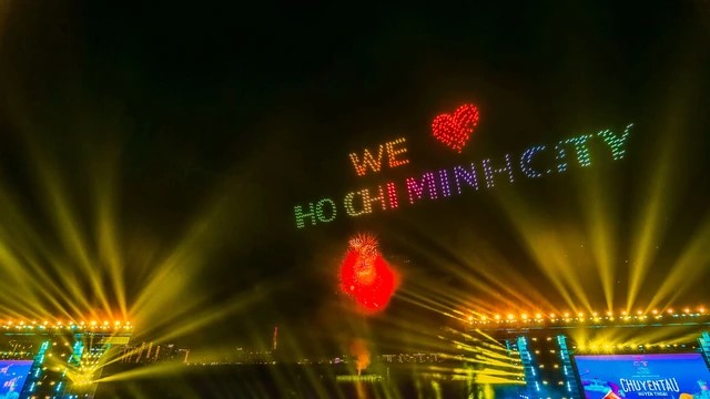 Tối nay, trình diễn tổng duyệt 10.500 thiết bị bay không người lái tại khu vực sông Sài Gòn, người dân đứng đâu để quan sát rõ nhất?