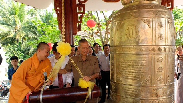6h sáng mai, các chùa, tự viện trên cả nước sẽ đồng loạt thỉnh chuông mừng đại lễ 30/4
