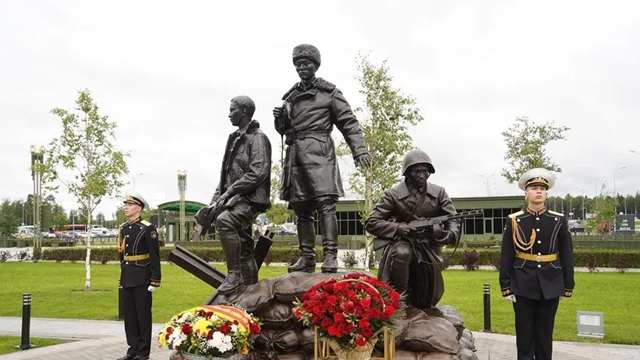 Thân thế 3 người lính Việt Nam anh dũng hy sinh trong Chiến tranh Vệ quốc vĩ đại, được lập tượng đài giữa thủ đô Moscow
