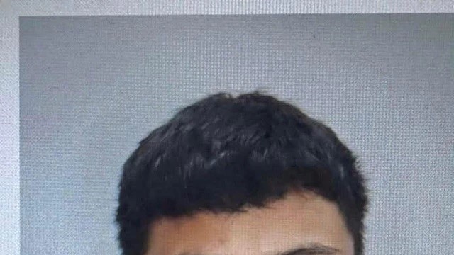 Bắt Tòng Văn Vương (2005) khi đang trên đường lẩn trốn