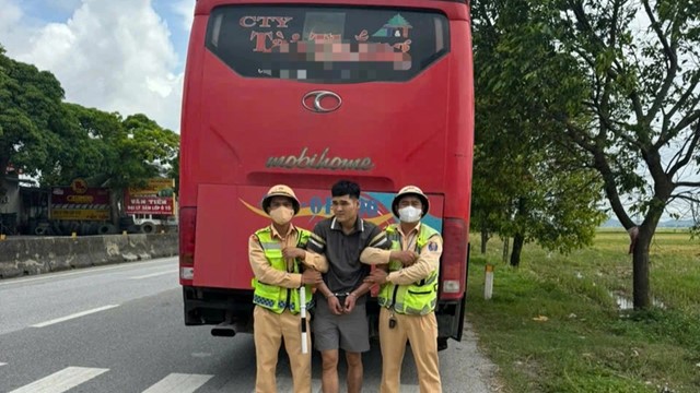 Bắt Lê Văn Anh sinh năm 1997