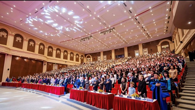 Trường ĐH tinh hoa 6.500 tỷ của ông Phạm Nhật Vượng chiêu mộ 500 nhà khoa học khắp hành tinh, sẽ được 'nâng cấp' bằng số vốn 9.300 tỷ