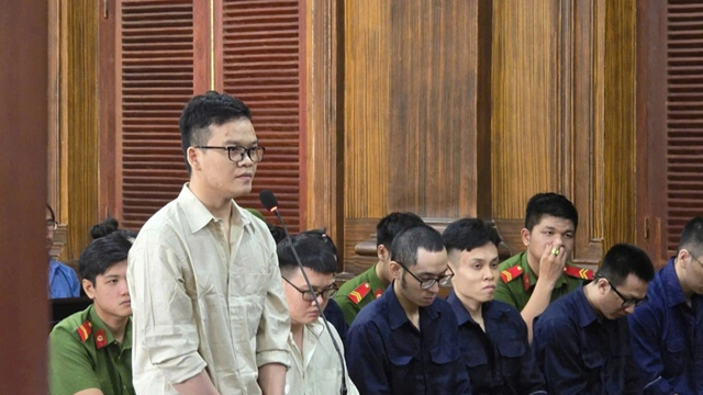 Chính thức xét xử 14 nhân viên Công ty Mirae Asset