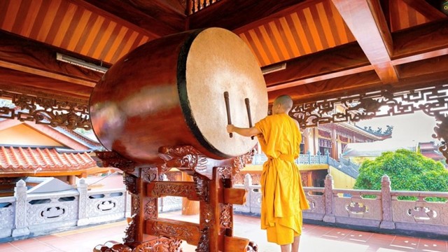 Đúng 6h ngày 1/7, gần 18.500 ngôi chùa trên cả nước sẽ đồng loạt đánh ba hồi chuông