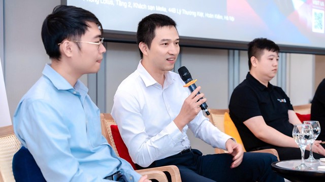 Đại diện Vietcombank đưa ra lời khuyên cho toàn bộ khách hàng