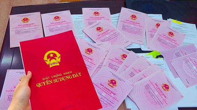 8 trường hợp dưới đây cần làm thủ tục đổi sổ đỏ từ giờ, người dân lưu ý!