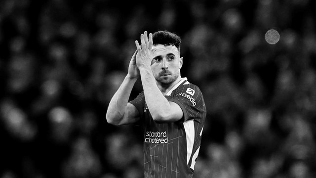 Một ngôi sao bóng đá đột ngột qua đời ở tuổi 28