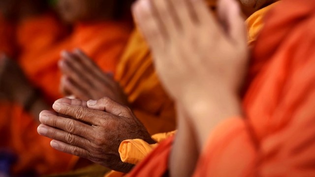 Bắt 4 nhà sư sử dụng ma túy đá