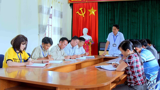 Từ nay, công chức có hành vi gây bức xúc trong dư luận sẽ bị tạm đình chỉ công tác