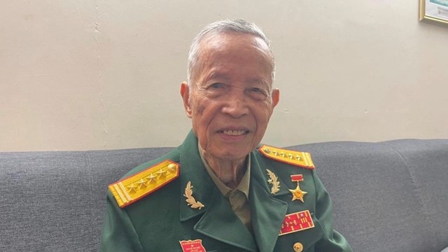 Thương binh đầu tiên nhận danh hiệu Anh hùng Lực lượng vũ trang nhân, người duy nhất Việt Nam được lấy tên để đặt tên đường khi còn sống