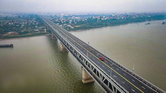 Cây cầu vượt sông 2 tầng duy nhất ở Thủ đô, hoàn thành sau 11 năm thi công