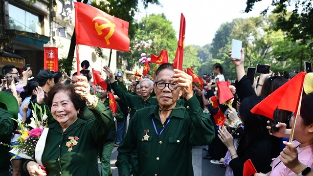 Những người này chuẩn bị nhận quà 5 triệu đồng dịp 2/9