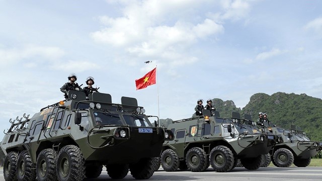 Dàn vũ khí, khí tài quy mô lớn của Việt Nam lần thứ hai xuất hiện sau gần 40 năm