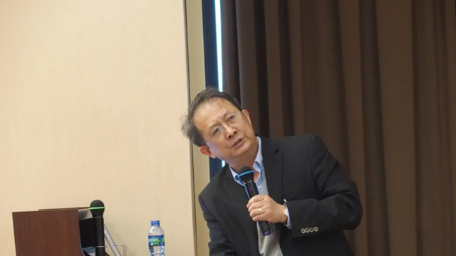 Từ bỏ mức lương hơn 11 tỷ đồng, chuyên gia ung thư hàng đầu thế giới rời Mỹ về nước