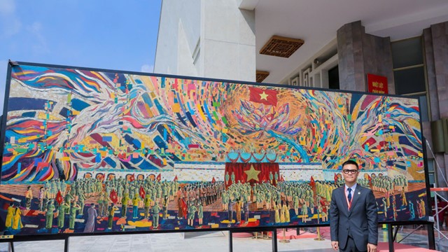 Bức tranh “Bác Hồ đọc Tuyên ngôn Độc lập” của nghệ sĩ Việt xác lập kỷ lục Guinness thế giới