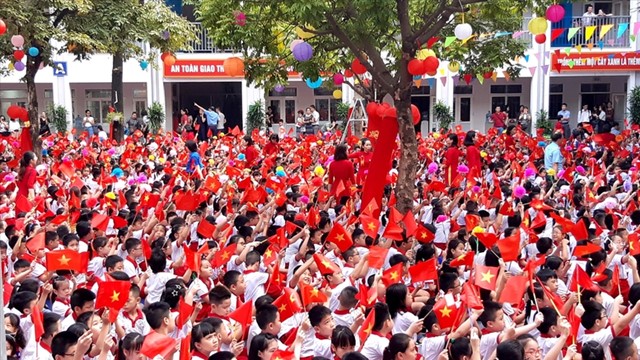 10 khoản nhà trường tuyệt đối không được thu của học sinh từ năm học này, phụ huynh cần nắm rõ