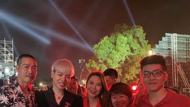 Bố Đức Phúc viết thư cảm ơn Mỹ Tâm và Hồ Hoài Anh