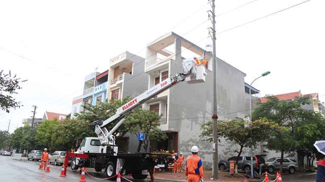 Điện lực miền Bắc tổ chức họp khẩn 