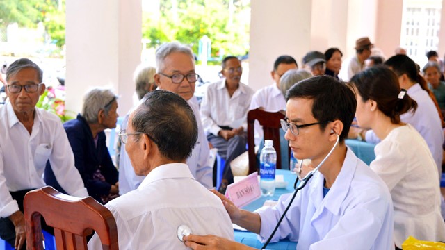 Nhóm đối tượng được đề xuất khám sức khỏe miễn phí ngay từ năm sau 