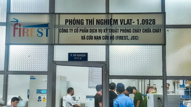 Khởi tố, bắt tạm giam Giám đốc 2 doanh nghiệp có tiếng