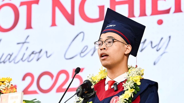 Chàng sinh viên dân tộc Sán Chỉ tốt nghiệp Thủ khoa Đại học Bách khoa Hà Nội