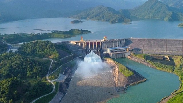 19 giờ tối nay, mở thêm cửa xả đáy hồ thủy điện Tuyên Quang 