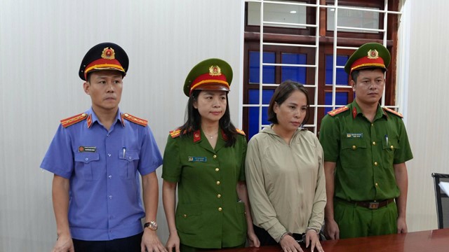 Khởi tố, bắt tạm giam Giám đốc Phan Thị Mai