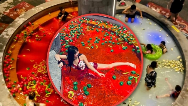 Tắm suối xưa rồi, giờ ‘bắt trend’ là phải đi ‘tắm lẩu cay’ đỏ rực toàn ớt như thế này đây!