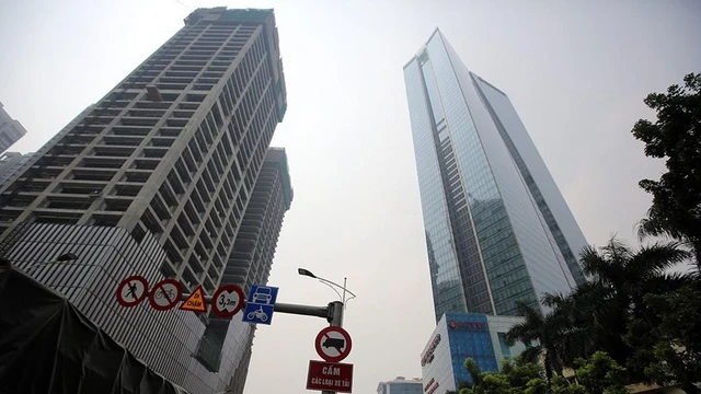 Hà Nội bất ngờ rung lắc