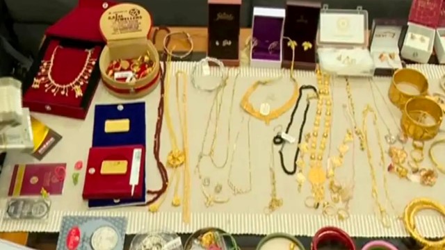 Đột kích nhà Phó Giám đốc xây dựng, tịch thu 26 cây vàng, 6 bất động sản ‘mặt tiền’ và hơn 5 tỷ tiền tiết kiệm