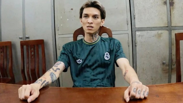 Động thái lạ của Bình Gold