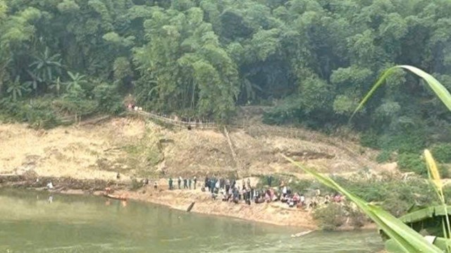 Một Chánh văn phòng Đảng ủy xã mất tích trên sông