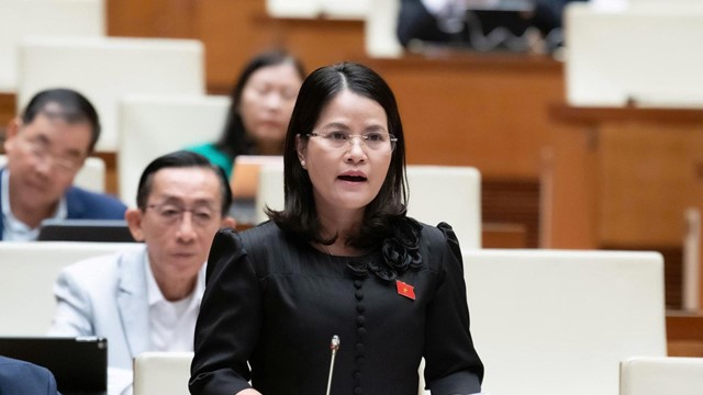 ĐBQH đề xuất cấp học bổng cho con em giáo viên