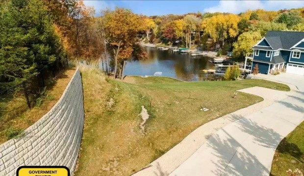 Phát hiện đường dây ăn chặn tiền từ thiện cho trẻ em để mua xe sang, biệt thự