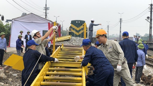 Việt Nam có ‘lực sĩ’ đường sắt đầu tiên trong lịch sử 