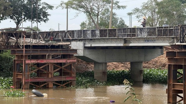 Sập cầu ở Tây Ninh