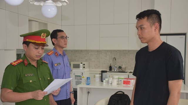 Bắt Huỳnh Đức Vân cầm đầu đường dây tiền ảo 2.000 tỷ, phong tỏa nhiều tài khoản ngân hàng, bất động sản trị giá 600 tỷ