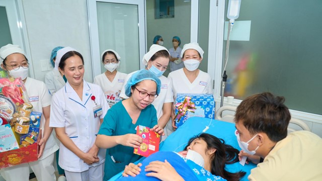 Mức sinh trung bình của Việt Nam trong năm 2025 ‘thoát đáy’