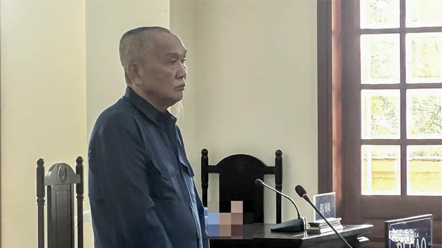 Tuyên án 13 năm tù đối với 'đại tá tình báo' lừa bán thiên thạch