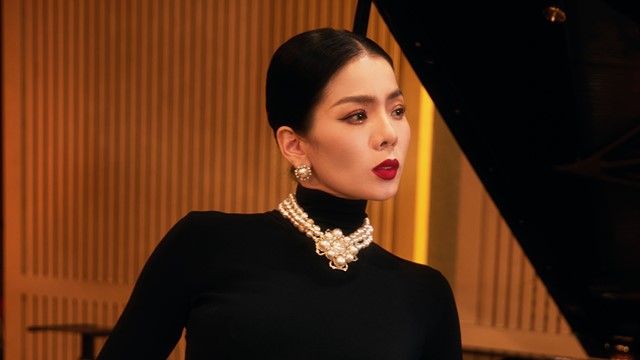 Lệ Quyên xin lỗi