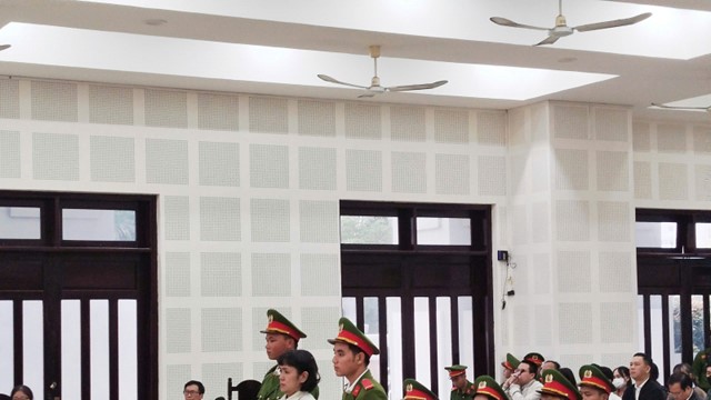 Tuyên án chung thân một Phó Tổng Giám đốc SN 1973