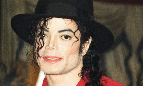 'Huyền thoại âm nhạc' đã qua đời 17 năm bị kiện vì xâm hại tình dục 4 trẻ em