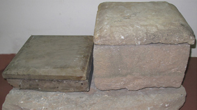 Đang đào đất làm gạch, người dân Bắc Ninh phát hiện bảo vật 1.400 năm tuổi còn nguyên chữ khắc