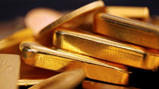 Vàng miếng mua vào chênh 1 triệu đồng/lượng so với bán ra, 4 ngân hàng điều chỉnh thời gian bán vàng