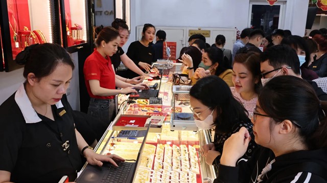 Giá vàng còn phá đỉnh?