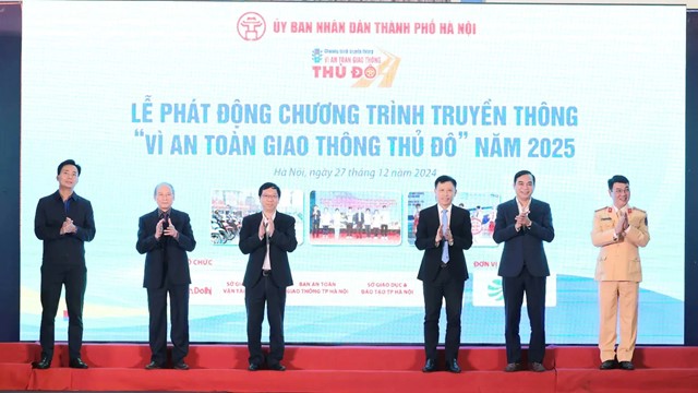 Tổng kết Chương trình truyền thông "Vì An toàn giao thông Thủ đô" năm 2025 và phát động chương trình năm 2026