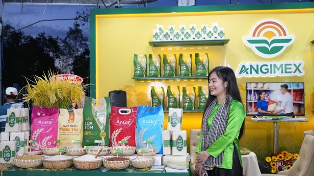 Angimex (AGM) bị xử phạt do vi phạm công bố thông tin