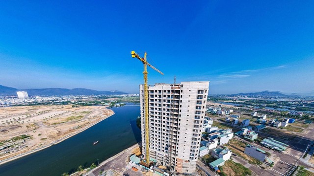 Xây dựng Vina2 muốn thế chấp bất động sản của lãnh đạo, ô tô, máy móc,...để vay vốn ngân hàng