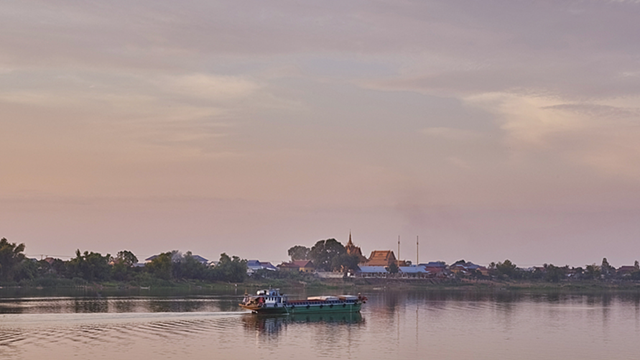 Trung Quốc giúp quốc gia Đông Nam Á xây cầu bắc qua sông Mekong, chỉ mất 4 năm là hoàn thành, người dân vui mừng ủng hộ 